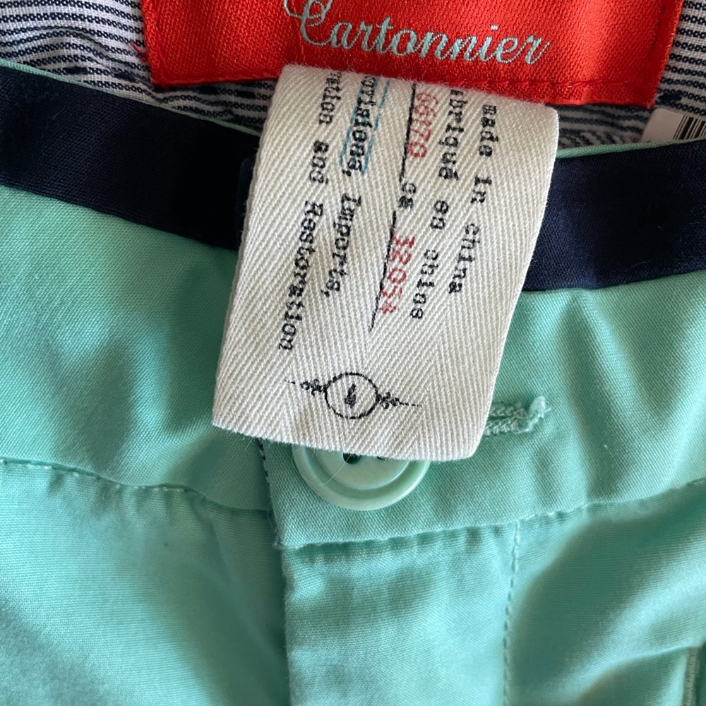 A Beautiful E&M women shirt with a Magical capri Cartonnier pants 🎀💞